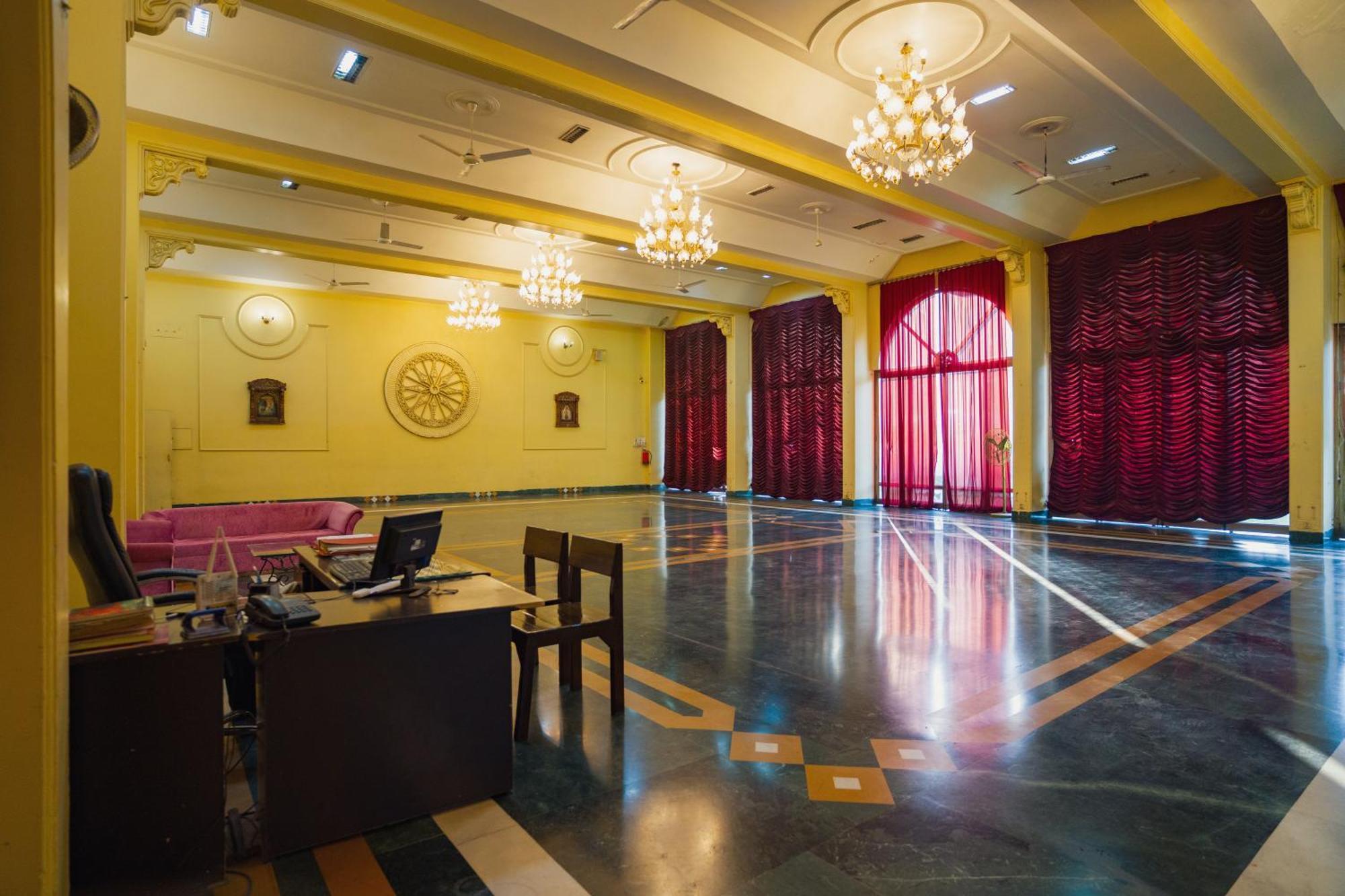 Hotel Girdhar Mahal Indaur Exteriér fotografie