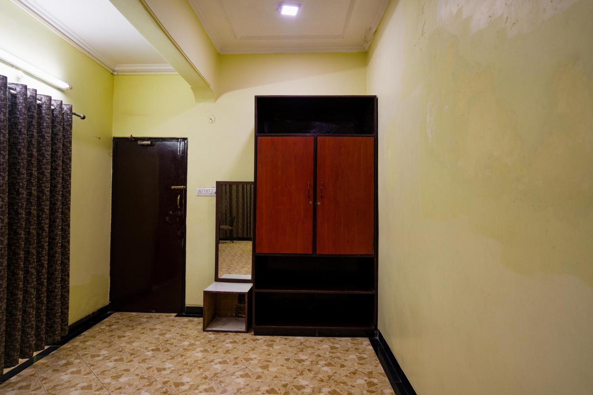 Hotel Girdhar Mahal Indaur Exteriér fotografie