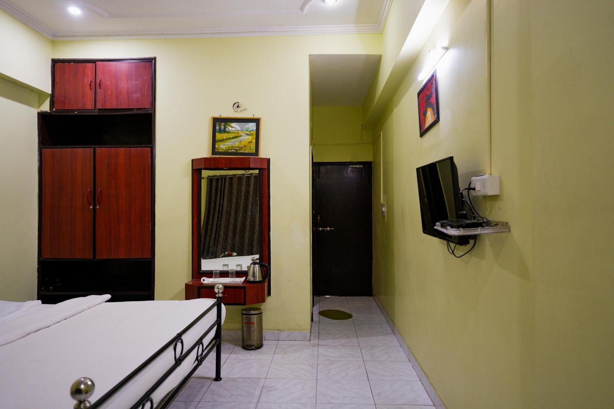 Hotel Girdhar Mahal Indaur Exteriér fotografie